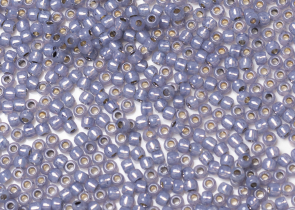 Бисер Япония круглый 11/0 10 г PF2124 молочный танзанит, серебряная линия внутри
